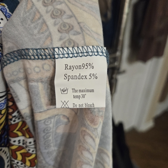 Awuliffan Womens Tunic Top - Picture 2 of 3